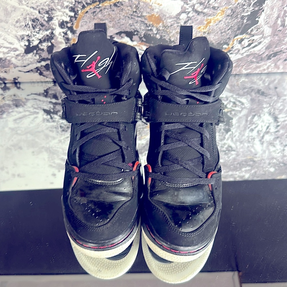 Jordan Flight size 6.5 Y Black/Vivid Pink/White (GS)